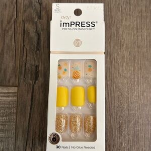 impress manicure nails sun daze short length